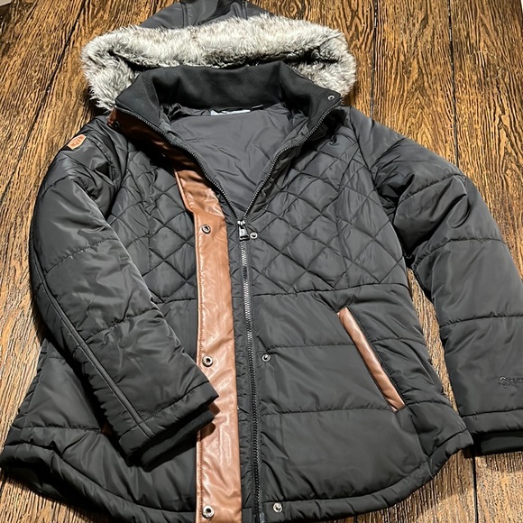 Free Country down alternative puffer jacket with faux fur lined hood size M - Picture 1 of 6